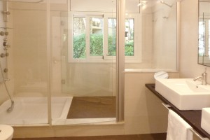 Shower Villa Salou